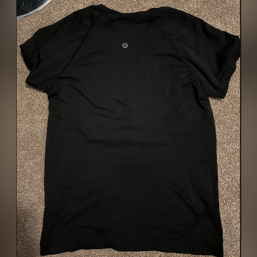 Lululemon black swiftly tech